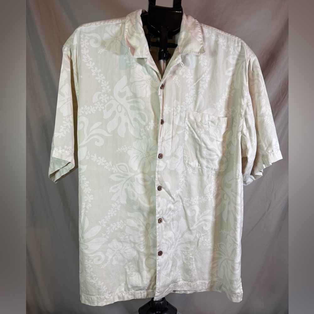 Vintage Tommy Bahama Men’s 100% Silk Jacquard Tropical Shirt – White/Cream 🌴‎